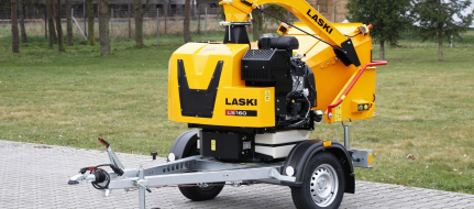 Výkonný štěpkovač na benzín a s brzděným podvozkem (38 HP) LS 160 PPB 